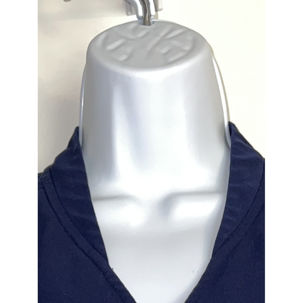 FIGS Technical Collection Women's Mandarin Collar Scrub Top Navy Blue Size S - Picture 6 of 6